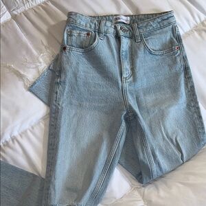 Zara Blue Straight Leg Jeans Classic Denim Style